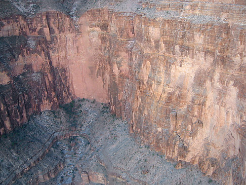 Foto Per Hubschrauber im Grand Canyon - 