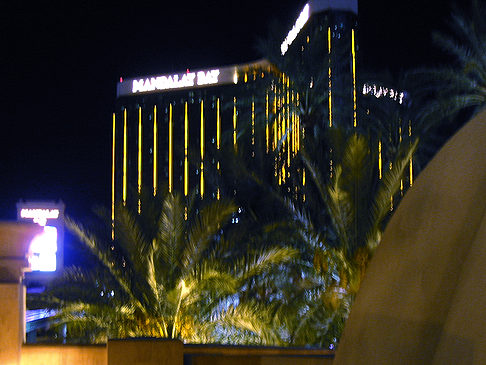 Fotos Hotel Luxor bei Nacht